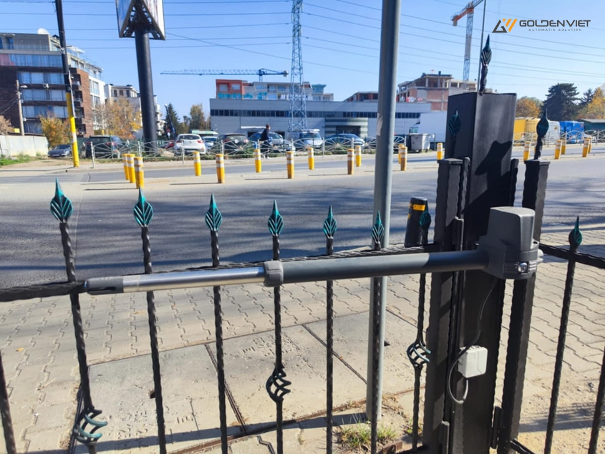 Hình ảnh cổng tự động tay đòn Leader TI 4 #5